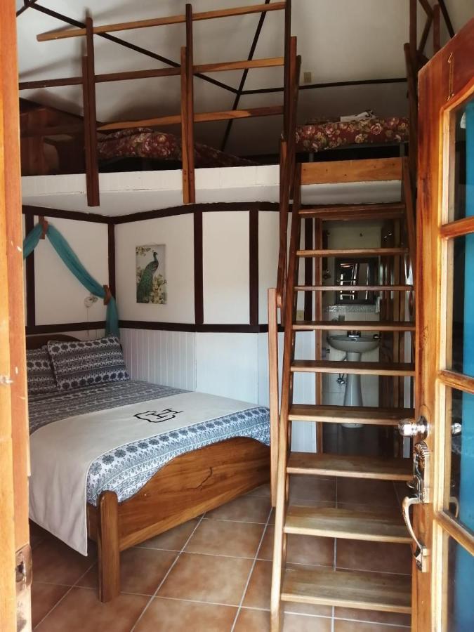 Cabanas Mountain River Lake Inn Nueva California Екстериор снимка