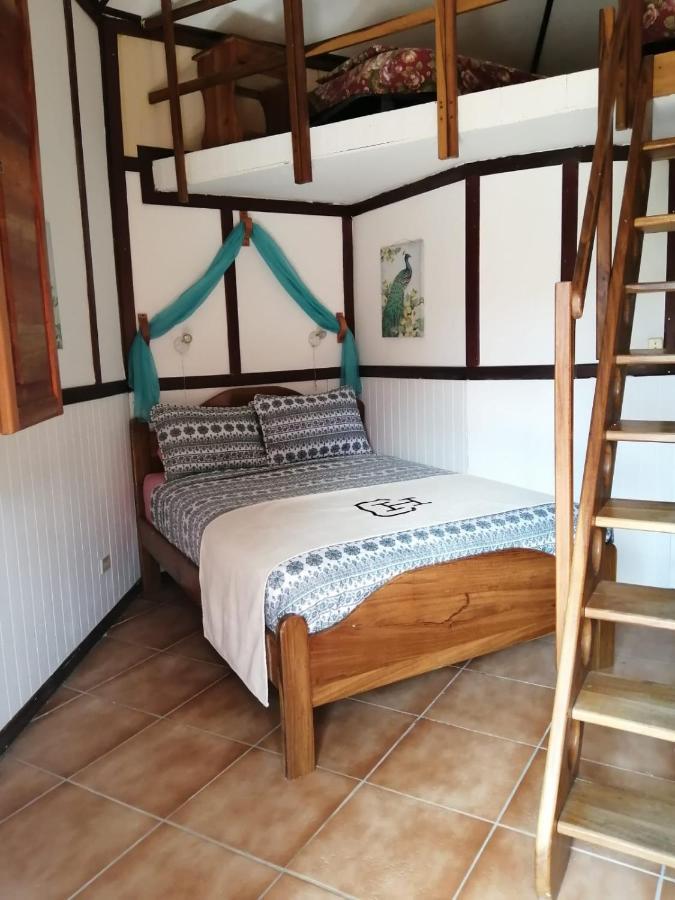 Cabanas Mountain River Lake Inn Nueva California Екстериор снимка